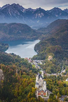 Germany, Bavaria, Hohenschwangau, Schloss Neuschwanstein castle, elevated view, fall