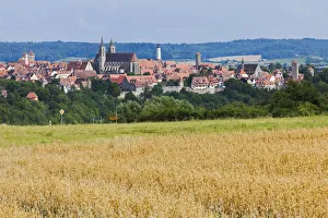 Images Dated 5th December 2017: Germany, Bavaria, Romantic Road, Rothenburg ob der Tauber, Town Skyline