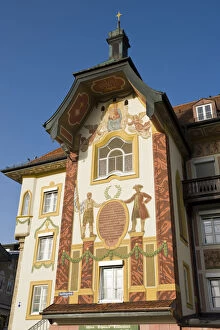 Images Dated 1st October 2008: Germany, Bayern / Bavaria, Bad Tolz, Painted building