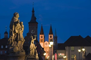 Wurzburg Prints: Germany, Bayern / Bavaria, Wurzburg, Old Main River Bridge