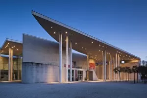 Architecture Collection: Germany, Nordrhein-Westfalen, Bonn, Museumsmeile, Kunstmuseum Bonn, art museum, dawn