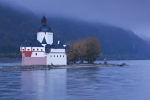 Germany, Rheinland-Pfalz, Kaub, Pfalzgrafenstein Castle, 14th century toll-collection