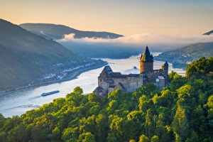 Rheinland Pfalz Gallery: Germany, Rhineland Palatinate, Bacharach, Burg Stahleck (Stahleck Castle), River Rhine