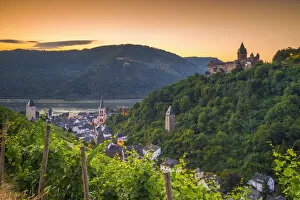 Images Dated 5th August 2015: Germany, Rhineland Palatinate, Bacharach and Burg Stahleck (Stahleck Castle), River Rhine
