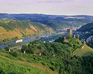 Images Dated 24th November 2011: Germany, Rhineland-Palatinate, Niederburg castle