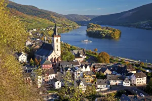 Peter Adams Gallery: Germany, Rhineland-Palatinate, Rheinland-Pfalz, Rhine valley, Lorch am Rhein