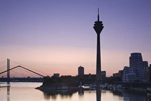 Germany, Rhineland-Westphalia, Dusseldorf, Medienhafen and Rhein Tower