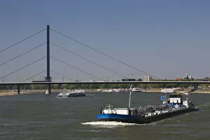 Images Dated 9th September 2008: Germany, Rhineland-Westphalia, Dusseldorf, Rheinkniebrucke bridge
