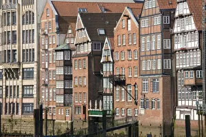 Images Dated 22nd September 2008: Germany, State of Hamburg, Hamburg, Nikolaifleet canal, warehouse buildings