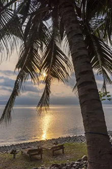 Westafrican Prints: Ghana, Lake Bosomtwe. Sunset seen from a lodge