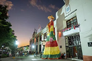 Leon Prints: Giant manneqiun, Leon, Leon Department, Nicaragua, Central America