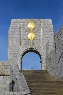 Gibraltar Prints: Gibraltar, Line Wall Road, American War Memorial
