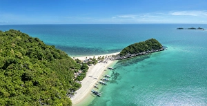 The Philippines Prints: Gigantes Islands, Iloilo Province, Western Visayas, Philippines