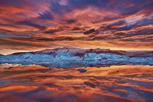 Glacier lagoon Joekulsarlon with drift ice and Vatnajoekull - Iceland, Eastern Region