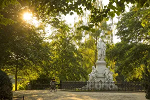 Bicycle Gallery: Goethe statue, Tiergarten, Berlin, Germany