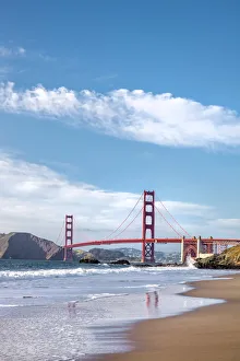 Images Dated 5th May 2017: Golden Gate bridge, San Francisco, California, USA