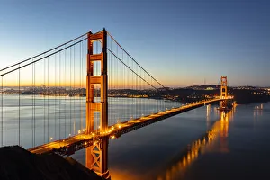 Images Dated 16th April 2021: Golden Gate Bridge, San Francisco, California, USA