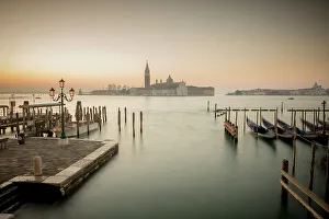 Images Dated 8th February 2023: Gondolas on the Bacino di San Marco with the Church of San Giorgio Maggiore, Venice, Veneto, Italy