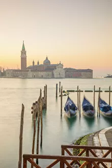 Images Dated 8th February 2023: Gondolas on the Bacino di San Marco with the Church of San Giorgio Maggiore, Venice, Veneto, Italy