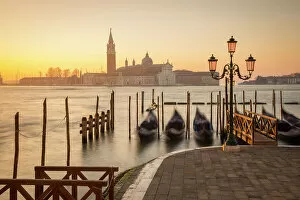 Images Dated 8th February 2023: Gondolas on the Bacino di San Marco with the Church of San Giorgio Maggiore, Venice, Veneto, Italy