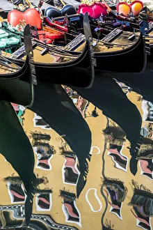 Images Dated 3rd October 2016: Gondolas on a canal in Venice, Vento, Italy