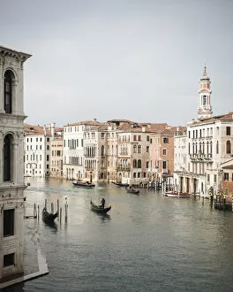 Images Dated 29th March 2021: Gondolas on Grand Canal, Venice, Veneto Province, Italy, Europe