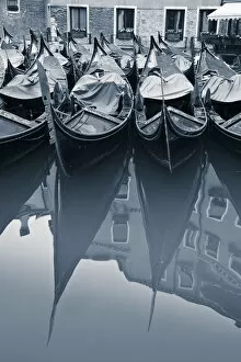 Images Dated 27th April 2012: Gondolas, Venice, Italy