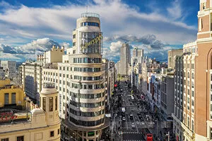 Images Dated 13th January 2023: Gran Via and city skyline, Madrid, Spain