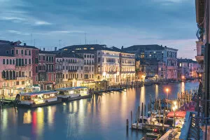 Images Dated 22nd January 2018: The Grand Canal (Canal Grande) at dusk, Venice, Veneto, Italy