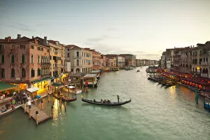 Images Dated 27th April 2012: Grand Canal from the Rialto, Venice, Italy