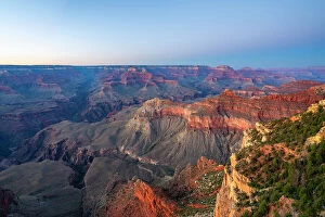 Images Dated 21st September 2023: Grand Canyon at dusk, Yavapai Point, Grand Canyon National Park, Arizona, USA
