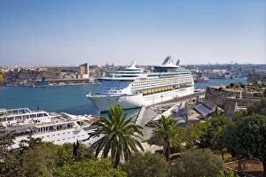 Images Dated 4th April 2011: Grand Harbour, Valletta, Malta