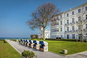 Images Dated 2nd November 2022: Grand Hotel in Heiligendamm (White City by the Sea), Mecklenburg-West Pomerania, Baltic Sea