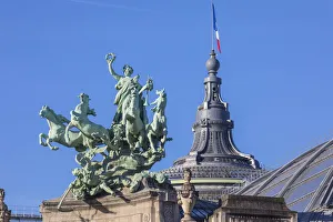 8th Arrondissement Prints: Grand Palais, Paris, France