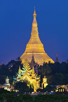 Rangoon Prints: The great golden stupa at night