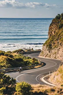 Images Dated 27th January 2017: Great Ocean Road, Victoria, Australia. Bending road