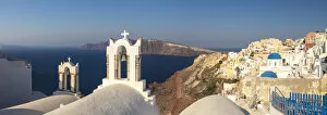 Images Dated 7th September 2018: Greece, Cyclades Islands, Santorini (Thira), Ia (Oia) and Santorini Caldera