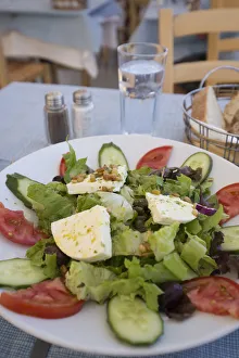 Images Dated 1st July 2016: Greek Salad, Oia, Santorini (Thira), Cyclades Islands, Greece