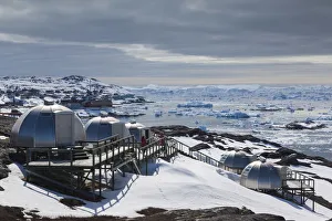 Greenland, Disko Bay, Ilulissat, waterfront igloo houses