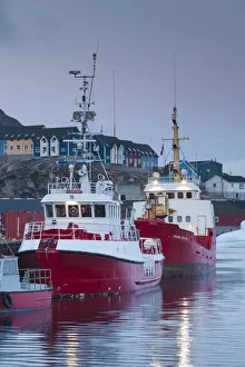 Greenland, Qaqortoq, town harbor, dusk
