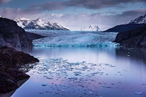 Images Dated 14th September 2023: Grey Glacier at dawn, Torres del Paine National Park, Patagonia, Chile