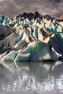 Images Dated 14th September 2023: Grey Glacier, Torres del Paine National Park, Patagonia, Chile