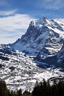 Grindelwald, Wetterhorn mountain (3692m), Jungfrau region, Bernese Oberland, Swiss Alps Grindelwald, Wetterhorn mountain (3692m), Jungfrau region, Bernese Oberland, Swiss Alps