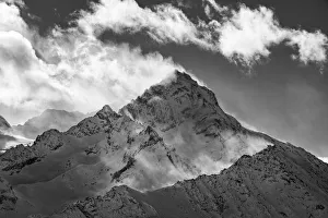 The Grivola Peak during a windy day from the Couis peak