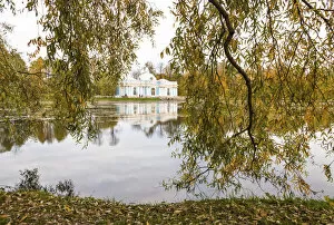Images Dated 22nd March 2021: Grotto Pavilion and Catherine Park in autumn, Pushkin (Tsarskoye Selo), near St