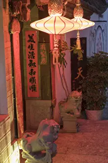 Guesthouse at night, Lijiang (UNESCO World Heritage Site), Yunnan, China