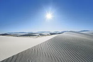 Sand Dune Collection: Gypsum desert White Sands - USA, New Mexico, Otero, White Sands - Chihuahua Desert