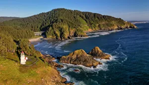 Heceta Head Prints: Haceta Head Lighthouse & Coastline, Oregon, USA