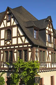 Marktplatz Prints: Half-timbered buildings, Oberwesel, Rhineland-Palatinate, Germany