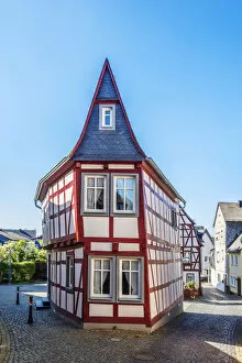 Images Dated 19th June 2020: Half-timbered house at Kirchberg, Hunsruck, Rhineland-Palatinate, Germany